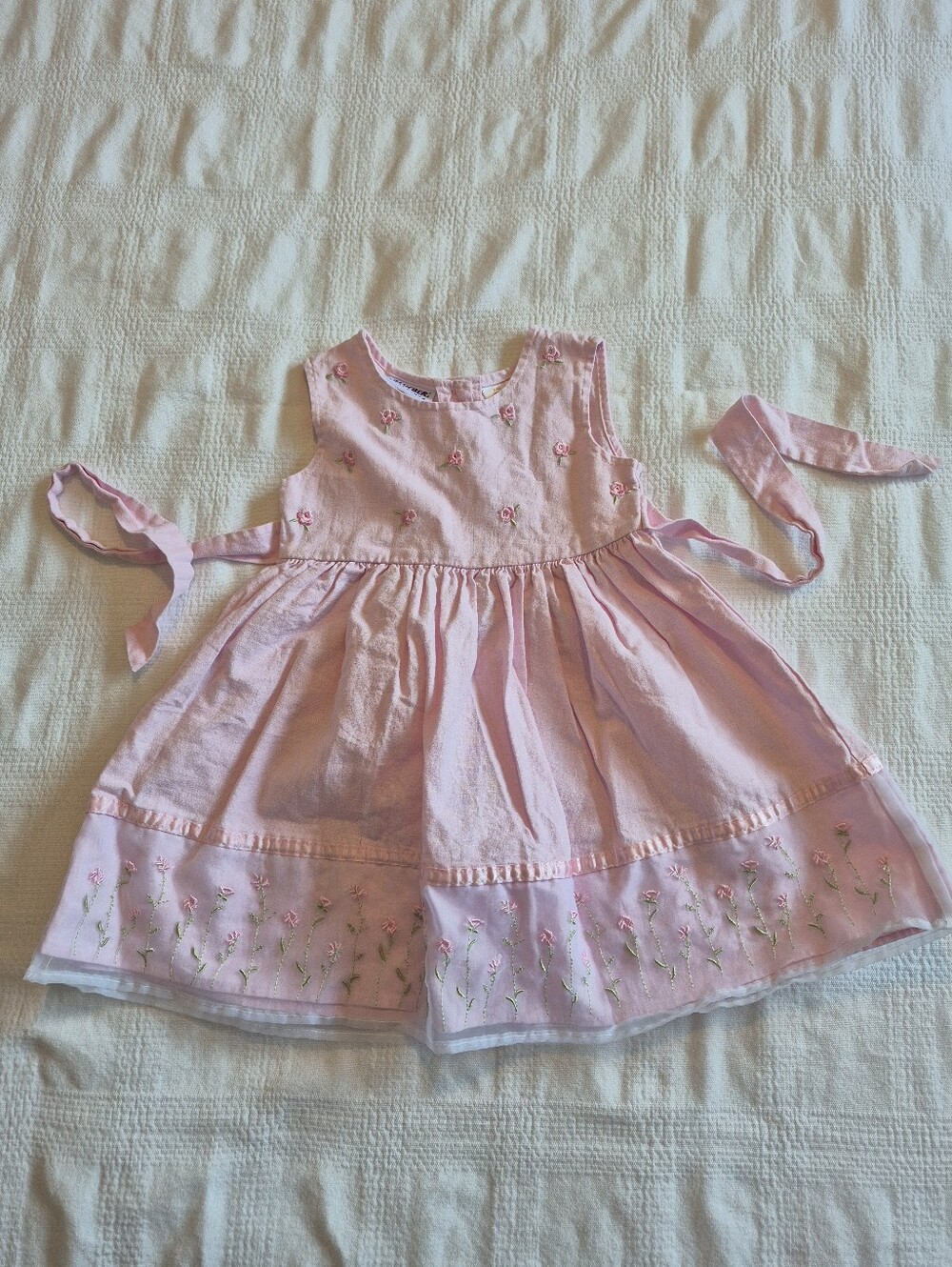 Blueberi Boulevard girls size 3T pink sleeveless, linen blend embroidered EUC